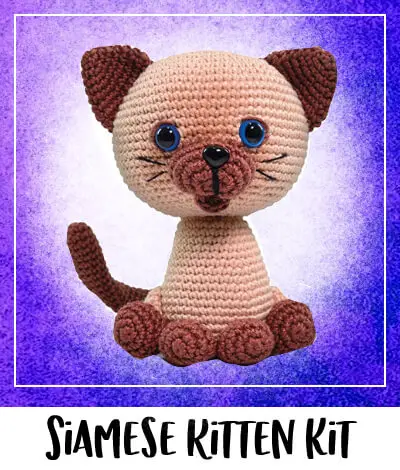 amigurumi-siamese-kitten-kit