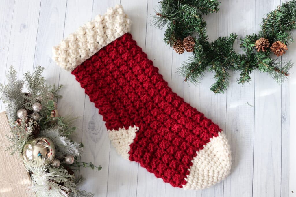 cranberry-crochet-stocking-pattern