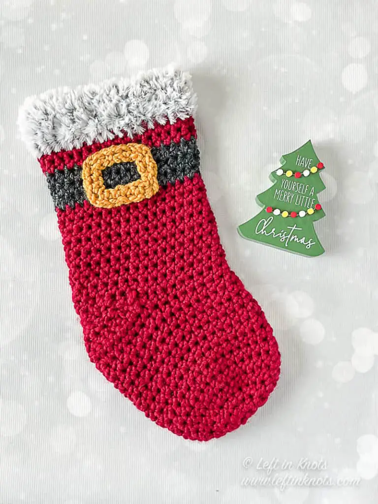 crochet-santa-stocking-free-pattern